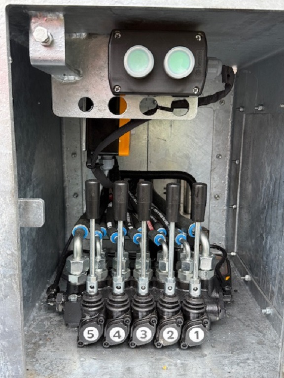 KALEPAR KLP2Y - Autotransporter semi-trailer: picture 3 KALEPAR KLP2Y - Autotransporter semi-trailer: picture 3