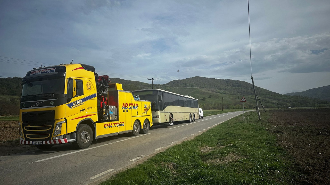 VOLVO FH500 - Tow truck, Crane truck: picture 4 VOLVO FH500 - Tow truck, Crane truck: picture 4