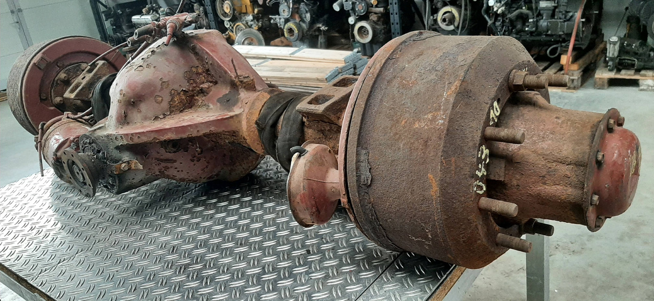 Gebrauchte DB 8.17, Hinterachse, Artikel - Nr. : 81.99999 - 9999 - Rear axle for Truck: picture 1 Gebrauchte DB 8.17, Hinterachse, Artikel - Nr. : 81.99999 - 9999 - Rear axle for Truck: picture 1