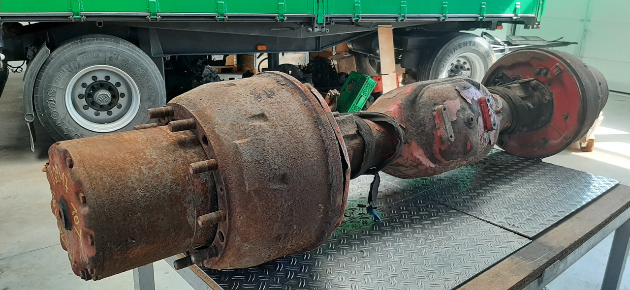 Gebrauchte MAN 19.291, Planetenachse, Artikel - Nr. : 81.99999 - 9999 - Rear axle for Truck: picture 2 Gebrauchte MAN 19.291, Planetenachse, Artikel - Nr. : 81.99999 - 9999 - Rear axle for Truck: picture 2