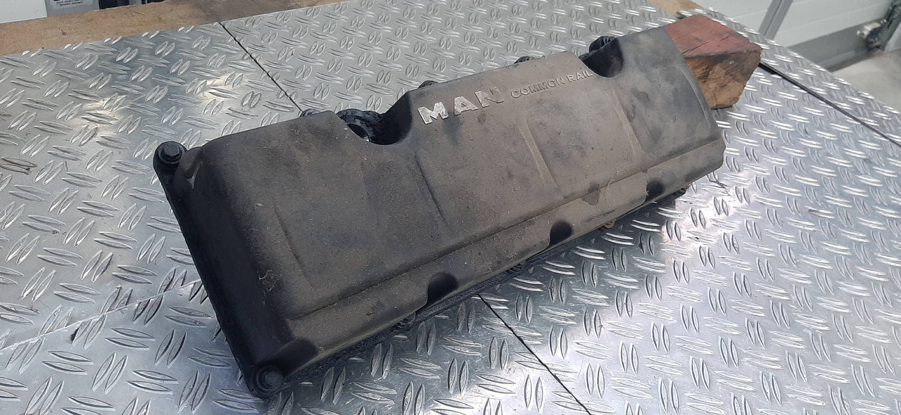 Gebrauchte MAN TGL Motortyp 8.180 LF , Zylinderkopfhaube, Artikel - Nr. : 51.03400 - 6008 - Cylinder head for Truck: picture 5 Gebrauchte MAN TGL Motortyp 8.180 LF , Zylinderkopfhaube, Artikel - Nr. : 51.03400 - 6008 - Cylinder head for Truck: picture 5