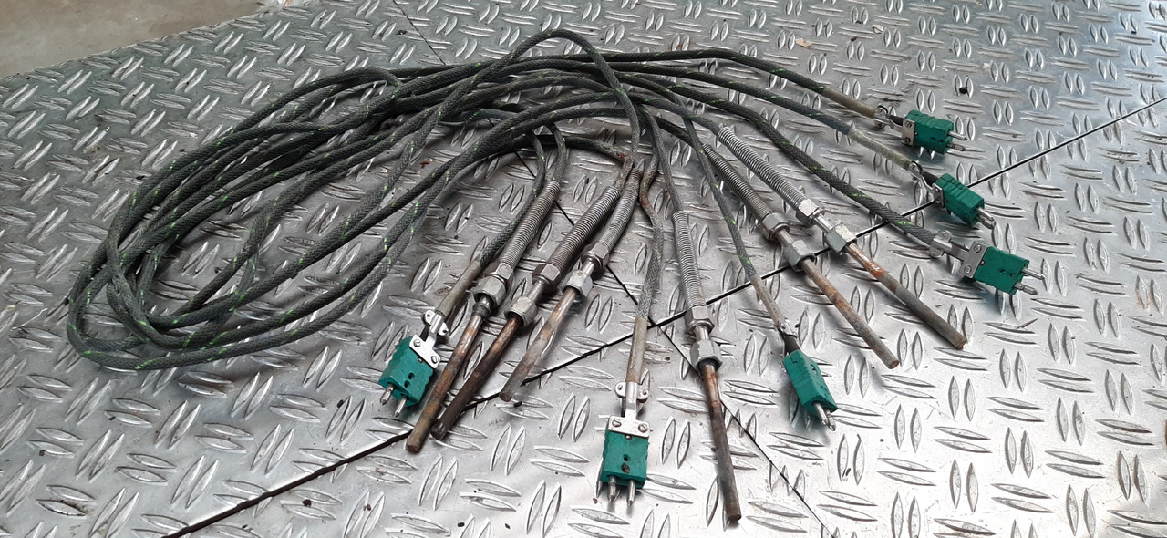 Gebrauchte Metallsonsoren für Waukesha Gasmotor, Artikel - Nr. : 81.99999 - 9999 - Sensor for Truck: picture 4 Gebrauchte Metallsonsoren für Waukesha Gasmotor, Artikel - Nr. : 81.99999 - 9999 - Sensor for Truck: picture 4