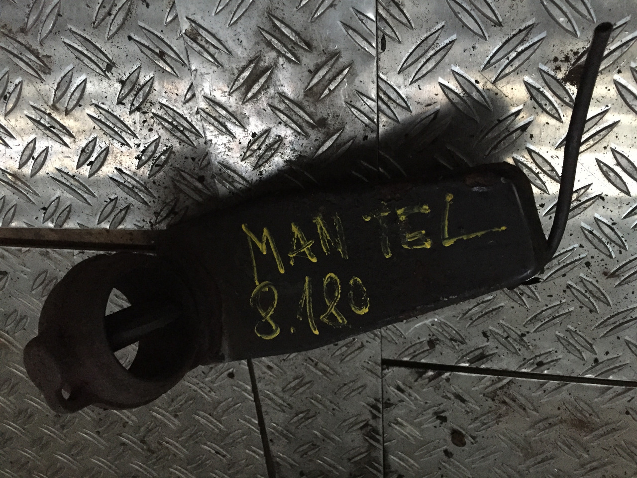 Gebrauchte Motorbremse / Klappe MAN TGL, Artikel - Nr. : 99.99999 - 9999 - Engine and parts for Truck: picture 4 Gebrauchte Motorbremse / Klappe MAN TGL, Artikel - Nr. : 99.99999 - 9999 - Engine and parts for Truck: picture 4