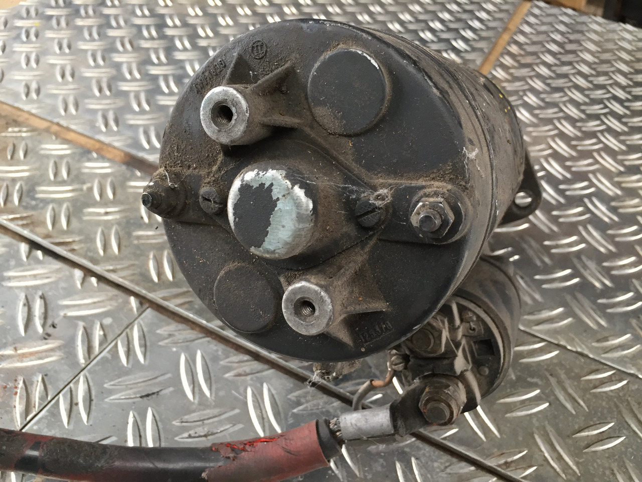 Gebrauchter Anlasser Magirus Deutz, Motor Typ 5 L912, Artikel - Nr. : 0 001 368 001 - Starter for Truck: picture 3 Gebrauchter Anlasser Magirus Deutz, Motor Typ 5 L912, Artikel - Nr. : 0 001 368 001 - Starter for Truck: picture 3