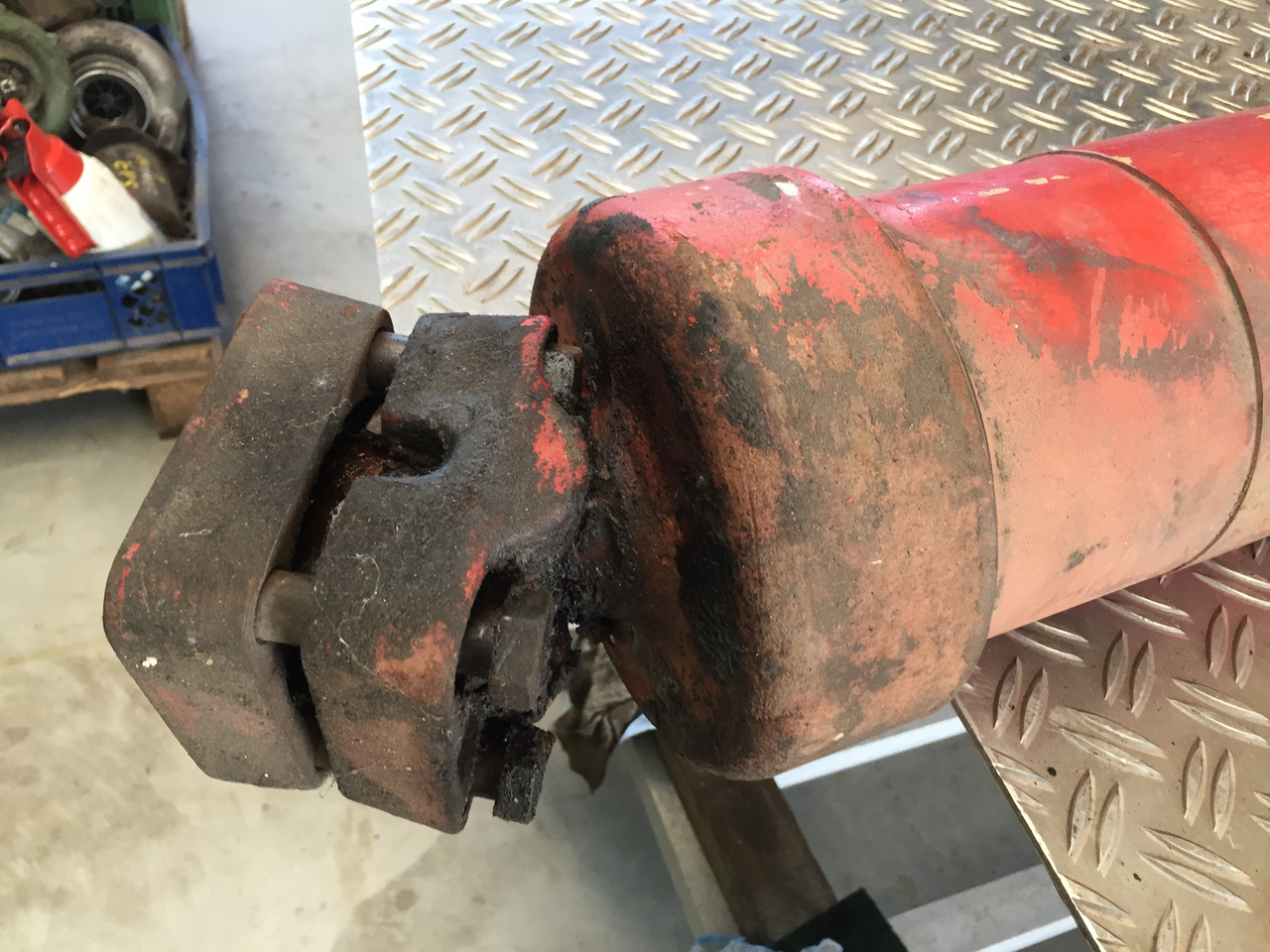 Gebrauchter Hydraulik Kippzylinder MEILLER, Artikel - Nr. : A 999 999 99 99 - Hydraulic cylinder for Truck: picture 4 Gebrauchter Hydraulik Kippzylinder MEILLER, Artikel - Nr. : A 999 999 99 99 - Hydraulic cylinder for Truck: picture 4