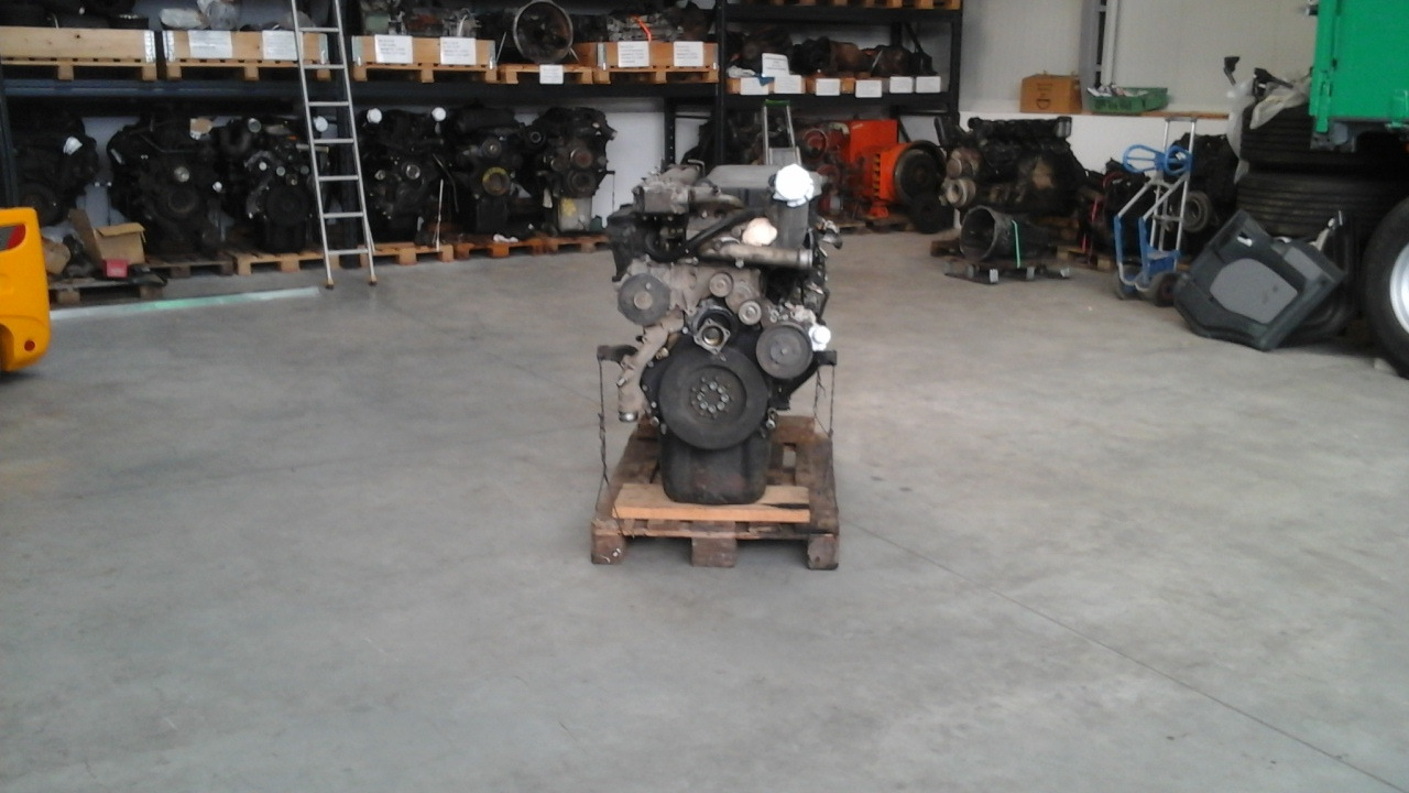 Gebrauchter Motor MAN TGA D 2066 LF 36, Euro 4 - Engine for Truck: picture 5 Gebrauchter Motor MAN TGA D 2066 LF 36, Euro 4 - Engine for Truck: picture 5