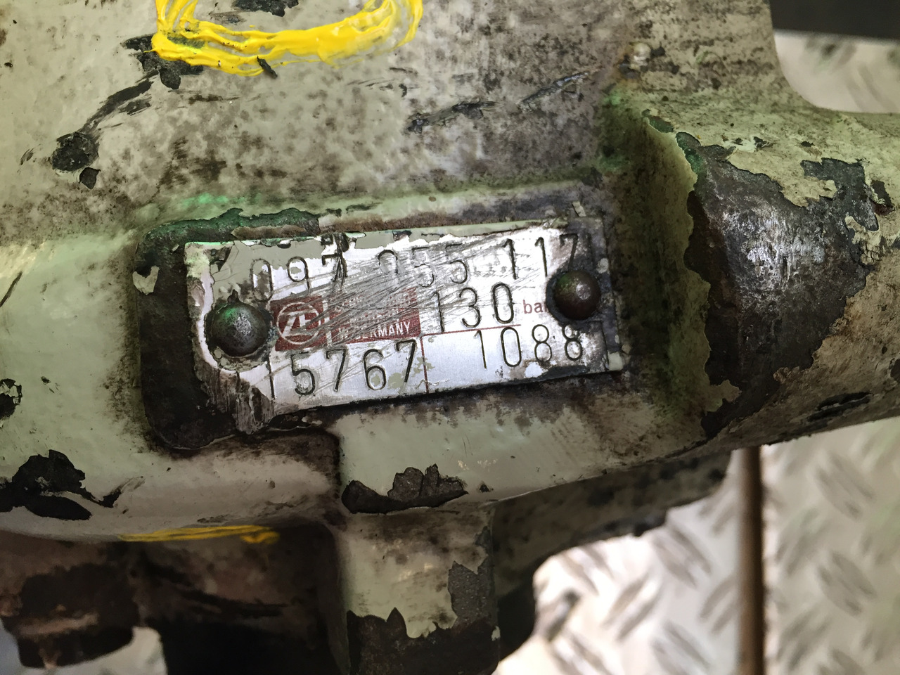 Gebrauchtes Lenkgetriebe MAN F90, 17.232, Artikel - Nr.: 81.9999 - 9999 - Steering gear for Truck: picture 2 Gebrauchtes Lenkgetriebe MAN F90, 17.232, Artikel - Nr.: 81.9999 - 9999 - Steering gear for Truck: picture 2