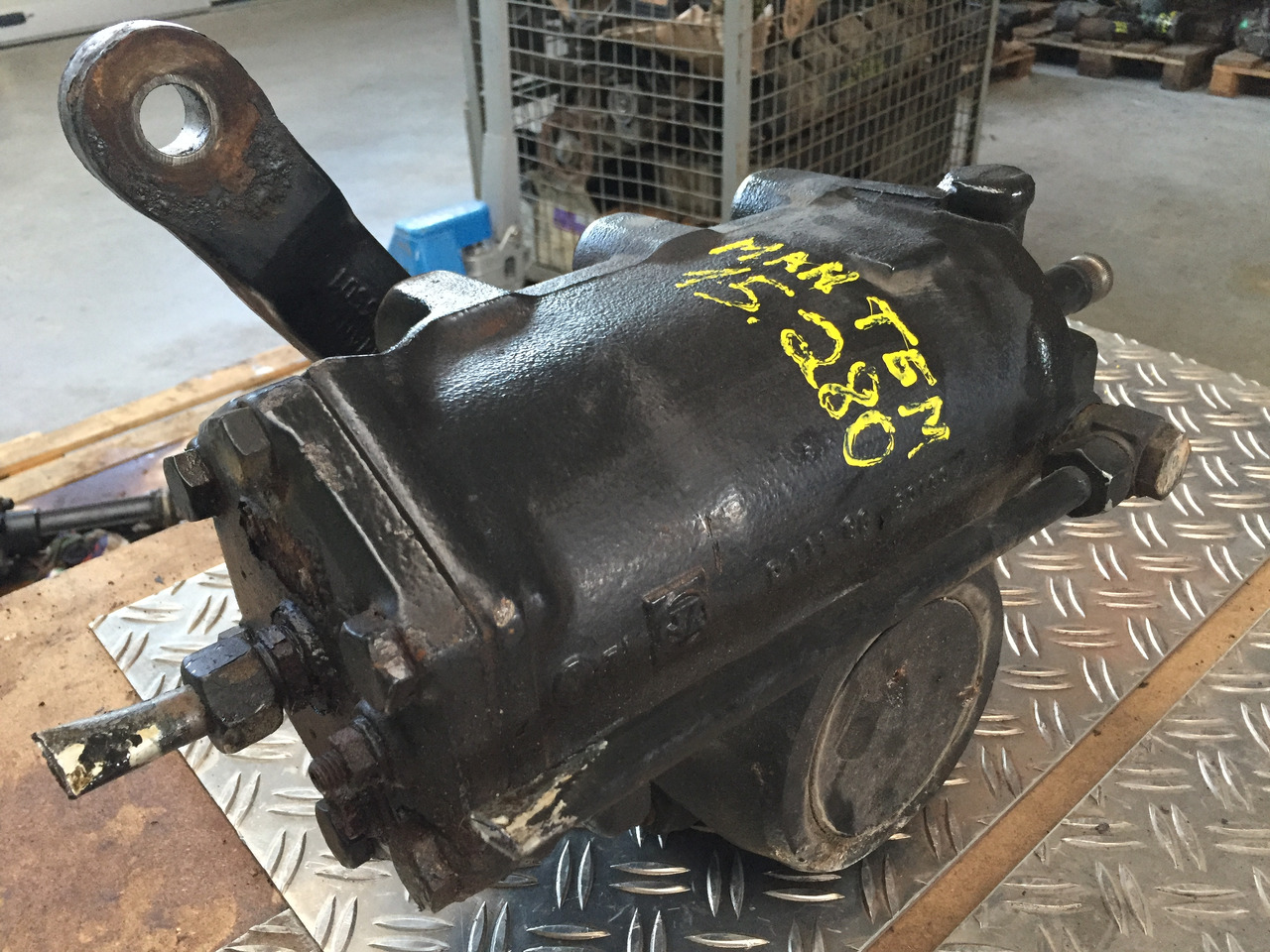 Gebrauchtes Lenkgetriebe, MAN TGM 15.280, Artikel - Nr. : 85.46200 - 6019 - Steering gear for Truck: picture 5 Gebrauchtes Lenkgetriebe, MAN TGM 15.280, Artikel - Nr. : 85.46200 - 6019 - Steering gear for Truck: picture 5