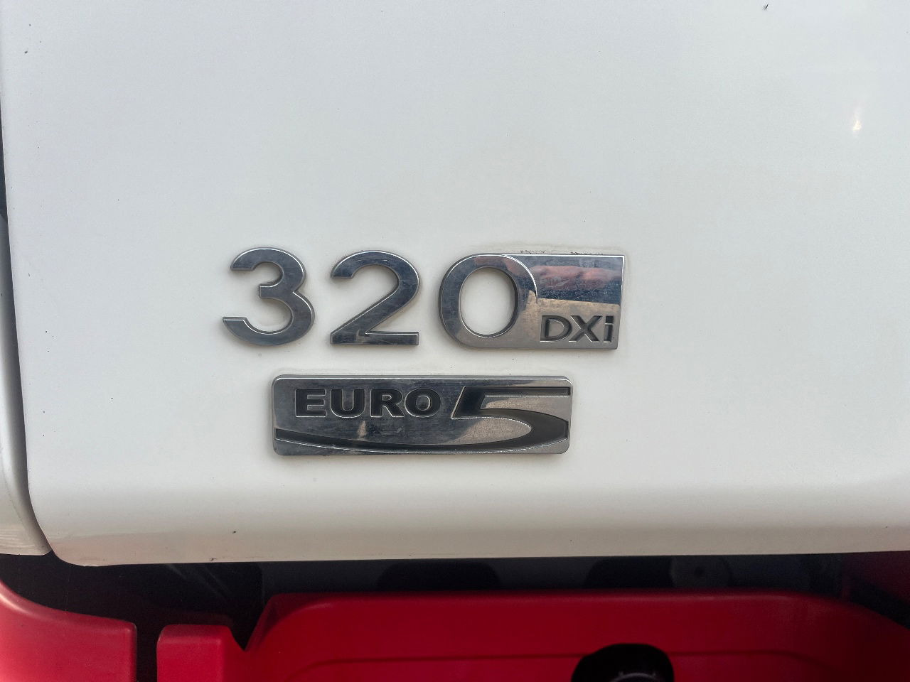 Renault Premium 320 - Tractor unit: picture 5 Renault Premium 320 - Tractor unit: picture 5