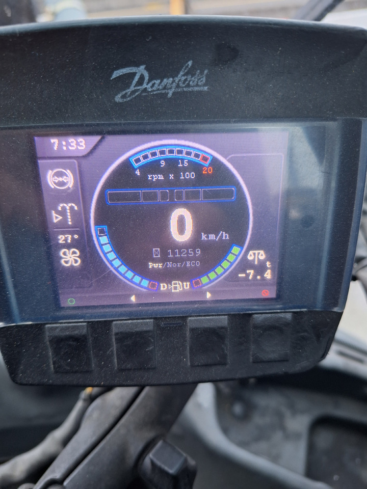 KALMAR DCG 90 45 ES5 - Container handler: picture 4 KALMAR DCG 90 45 ES5 - Container handler: picture 4