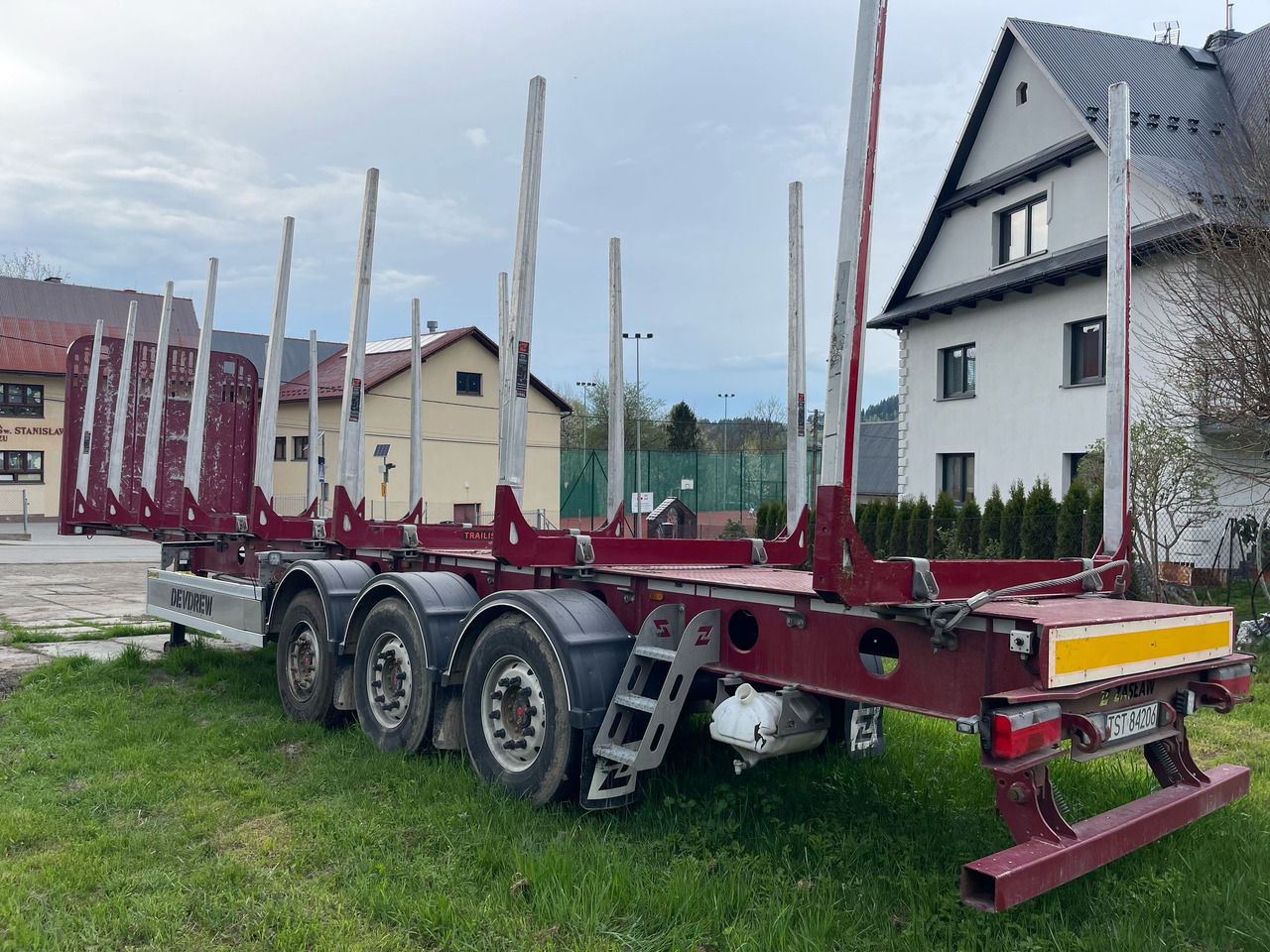 Naczepa Zasław - Logging semi-trailer: picture 5 Naczepa Zasław - Logging semi-trailer: picture 5