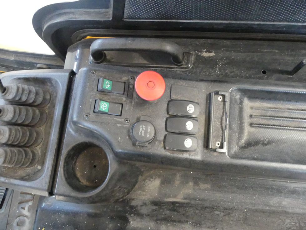 Leasing of HYUNDAI 40B-9 HYUNDAI 40B-9: picture 50 Leasing of HYUNDAI 40B-9 HYUNDAI 40B-9: picture 50