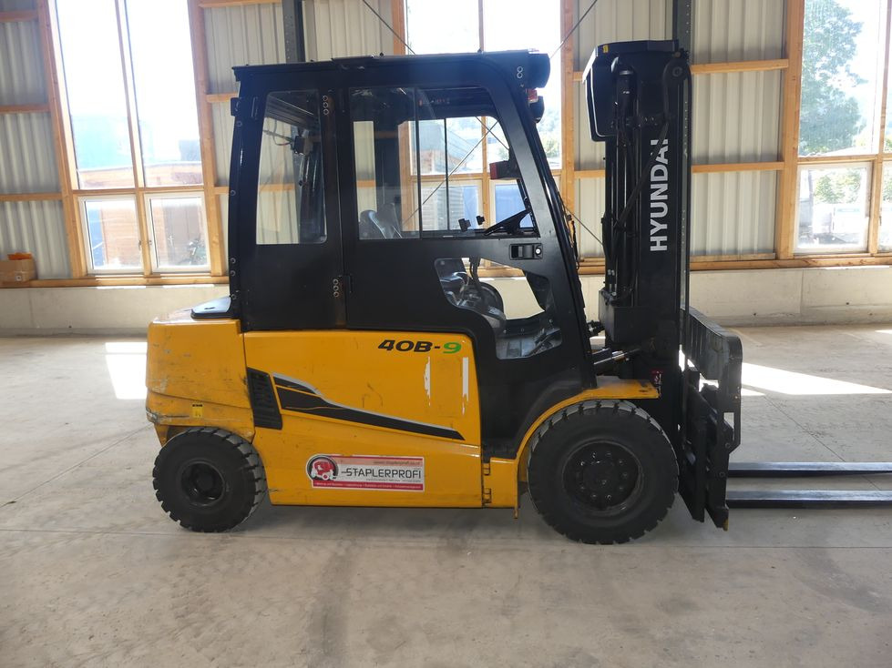 Leasing of HYUNDAI 40B-9 HYUNDAI 40B-9: picture 23 Leasing of HYUNDAI 40B-9 HYUNDAI 40B-9: picture 23