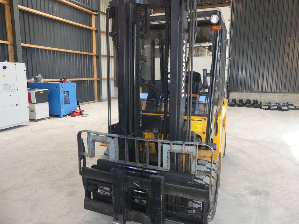 Leasing of HYUNDAI 40B-9 HYUNDAI 40B-9: picture 38 Leasing of HYUNDAI 40B-9 HYUNDAI 40B-9: picture 38