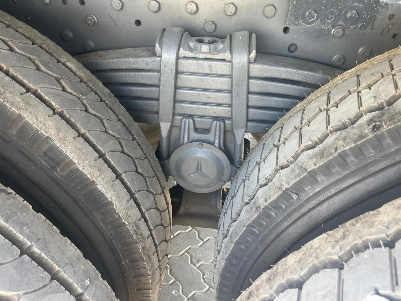 Tipper MERCEDES-BENZ Actros 3341: picture 19