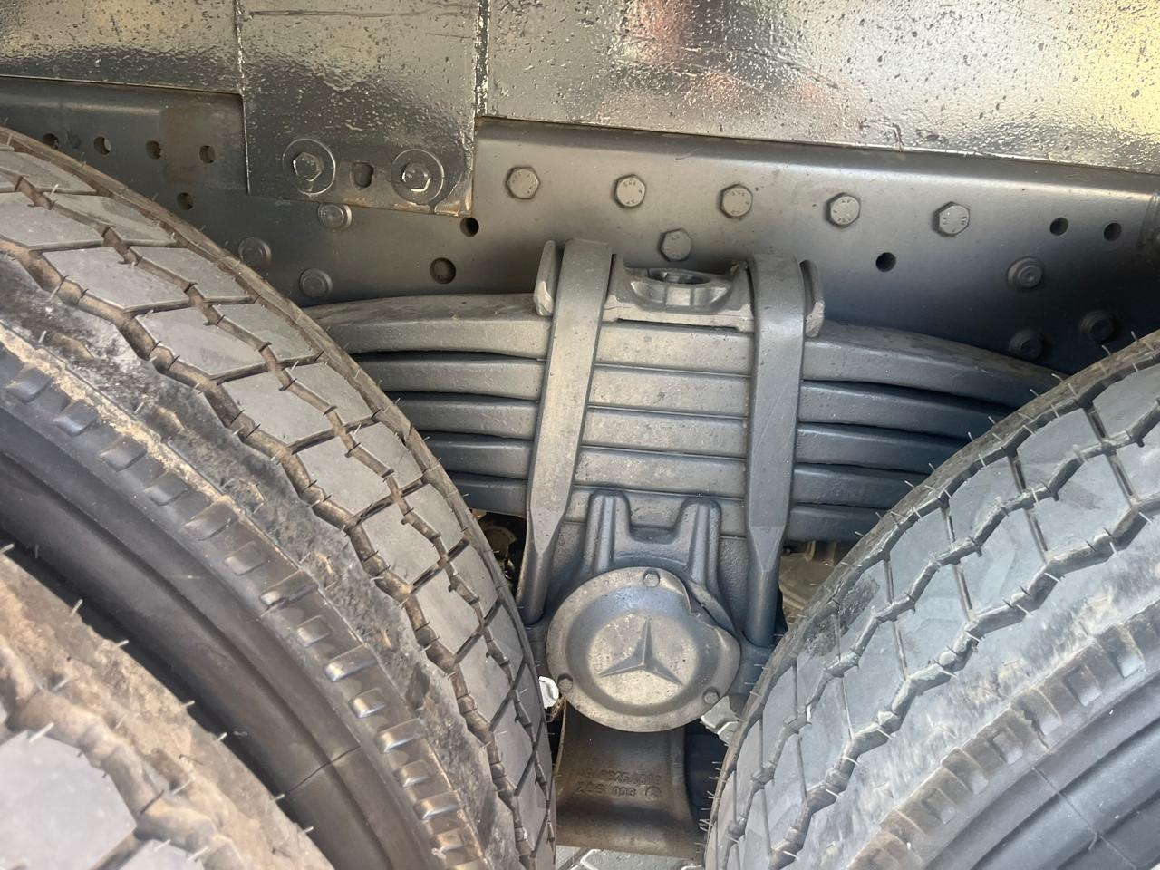 Tipper MERCEDES-BENZ Actros 3341: picture 25