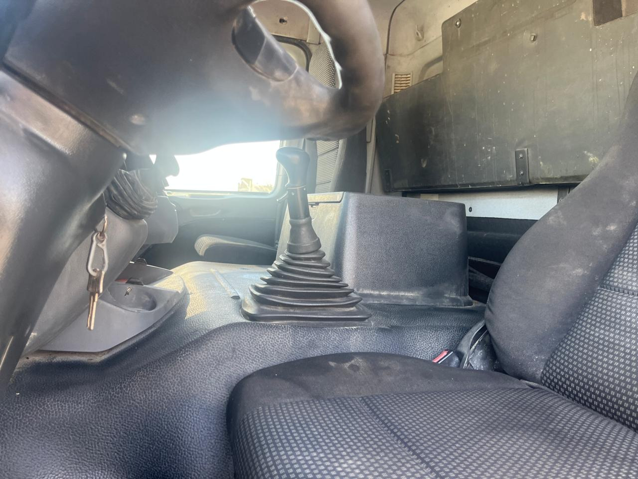 Tipper MERCEDES-BENZ Actros 3341: picture 20