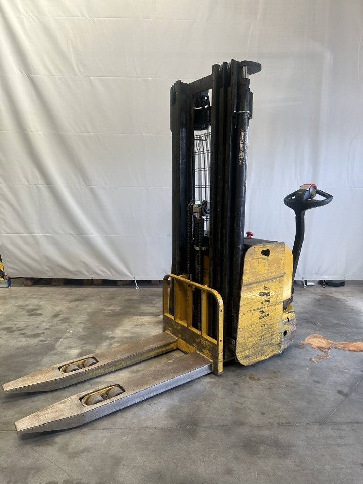 Yale ms12 - Stacker: picture 4 Yale ms12 - Stacker: picture 4