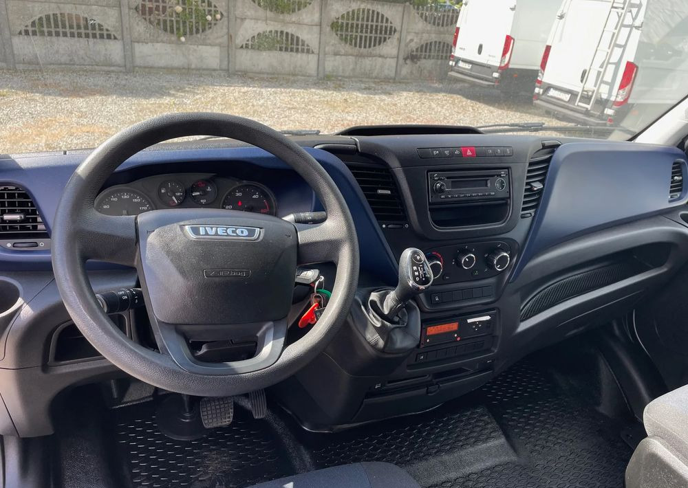 Box van Iveco Daily 72c18 Kontener winda 2017r: picture 13 Box van Iveco Daily 72c18 Kontener winda 2017r: picture 13