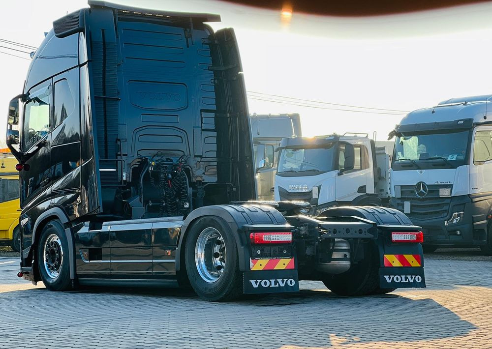 Volvo FH 500 / EURO 6 / RETARDER / 12/2022 / ACC / CAŁE NA PODUCHACH / KLIMA POSTOJOWA / NAVIGACJA / - Tractor unit: picture 5 Volvo FH 500 / EURO 6 / RETARDER / 12/2022 / ACC / CAŁE NA PODUCHACH / KLIMA POSTOJOWA / NAVIGACJA / - Tractor unit: picture 5