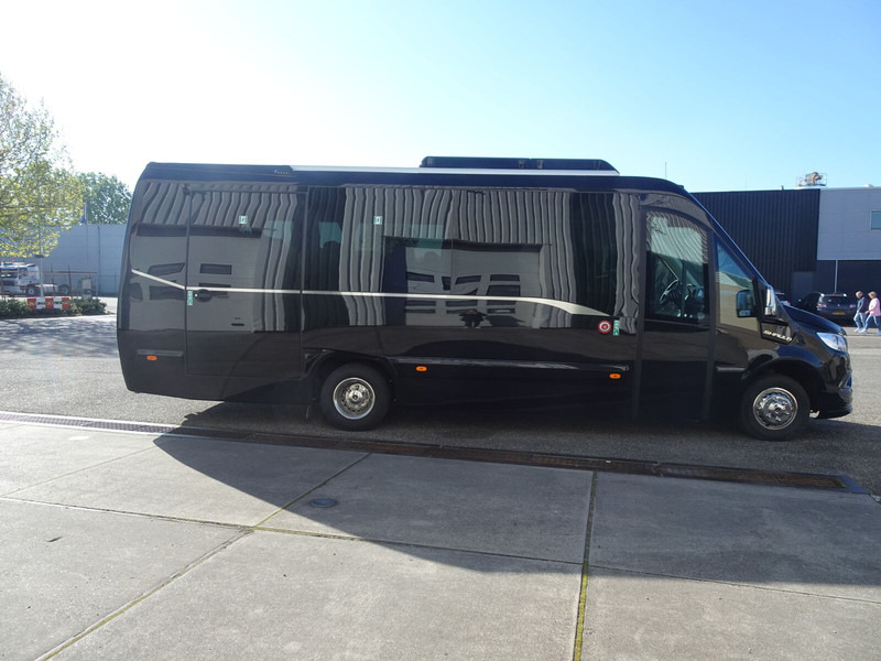 Mercedes-Benz Shaula 29 Seats - Euro 6 - Coach: picture 3 Mercedes-Benz Shaula 29 Seats - Euro 6 - Coach: picture 3