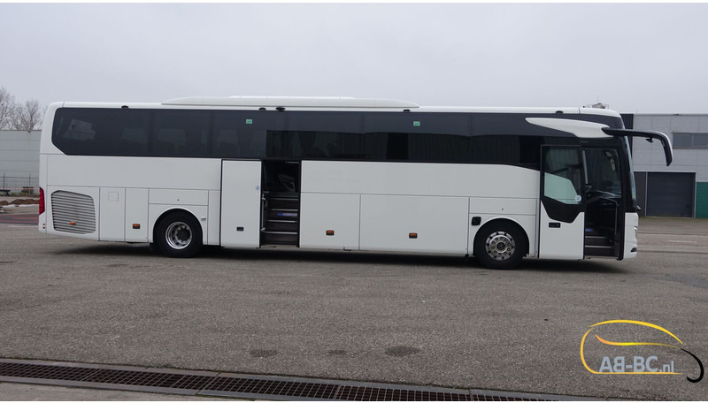 Mercedes-Benz Tourismo RHD - Coach: picture 4 Mercedes-Benz Tourismo RHD - Coach: picture 4