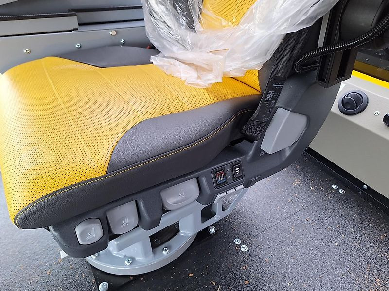 Wüst Hacker SMC 812 TCR - Wood chipper: picture 4 Wüst Hacker SMC 812 TCR - Wood chipper: picture 4