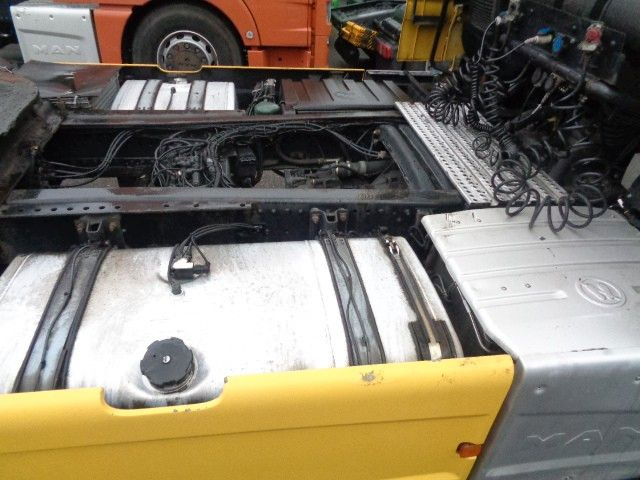 MAN XXL 520, Retarder, deutsches Fahrzeug - Tractor unit: picture 4 MAN XXL 520, Retarder, deutsches Fahrzeug - Tractor unit: picture 4