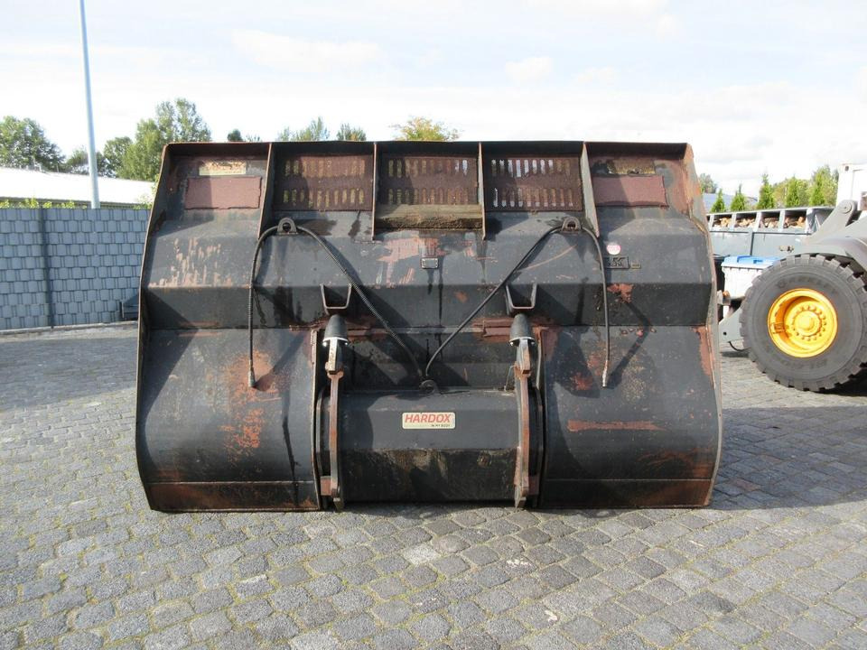 L & K High-Tip-Bucket Hochkippschaufel 9.5 m³ - Loader bucket: picture 4 L & K High-Tip-Bucket Hochkippschaufel 9.5 m³ - Loader bucket: picture 4
