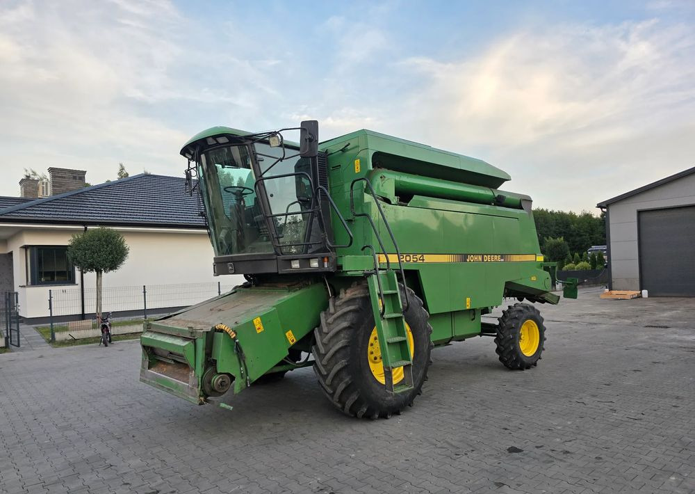 John Deere 5054 - Forage harvester: picture 1 John Deere 5054 - Forage harvester: picture 1