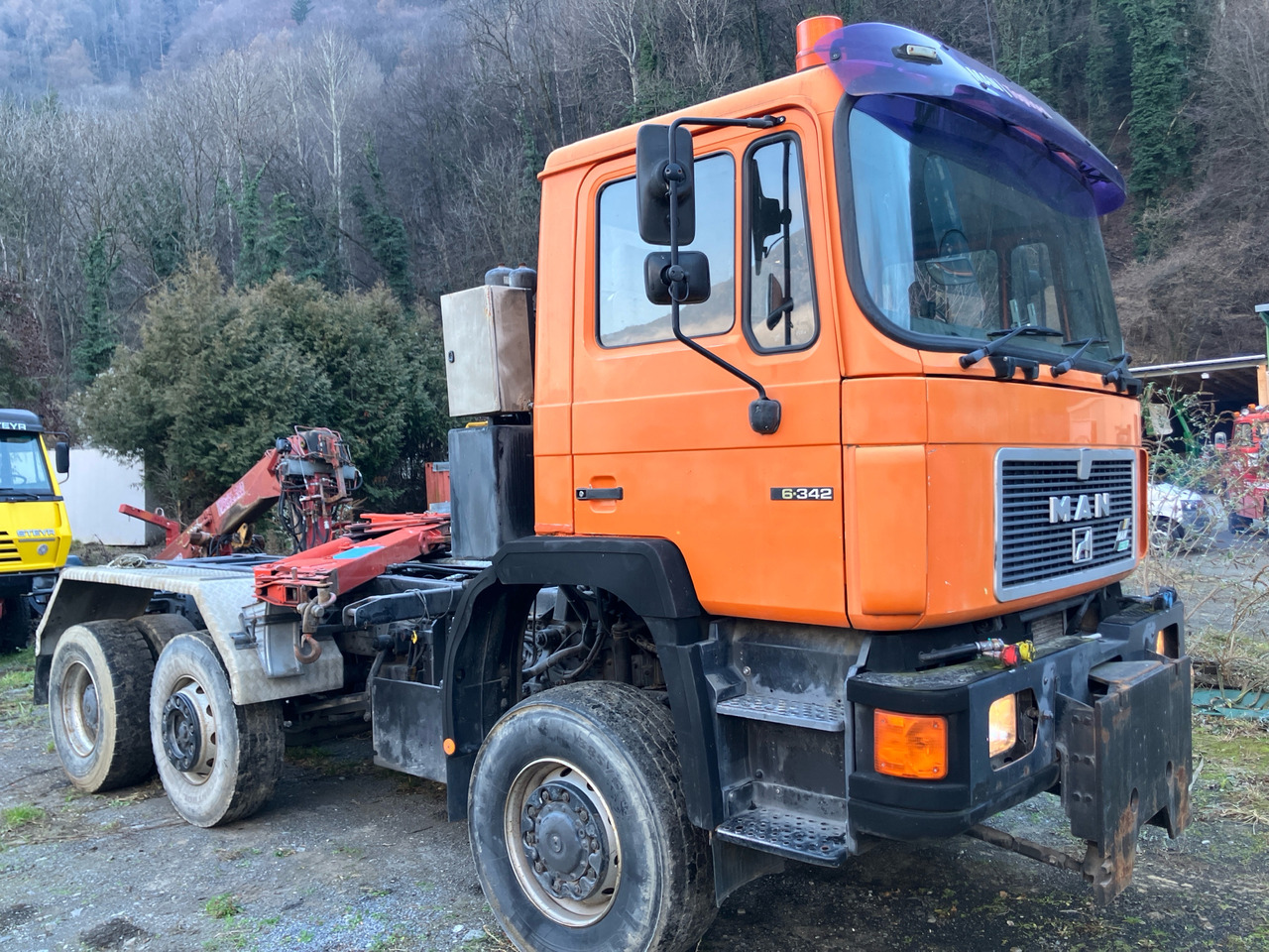 MAN F80 26.342 - Cab chassis truck: picture 1 MAN F80 26.342 - Cab chassis truck: picture 1