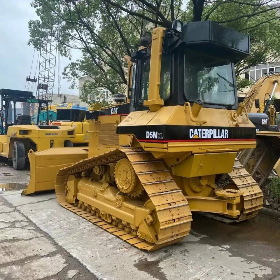 CAT D 5 M XL - Bulldozer: picture 2 CAT D 5 M XL - Bulldozer: picture 2