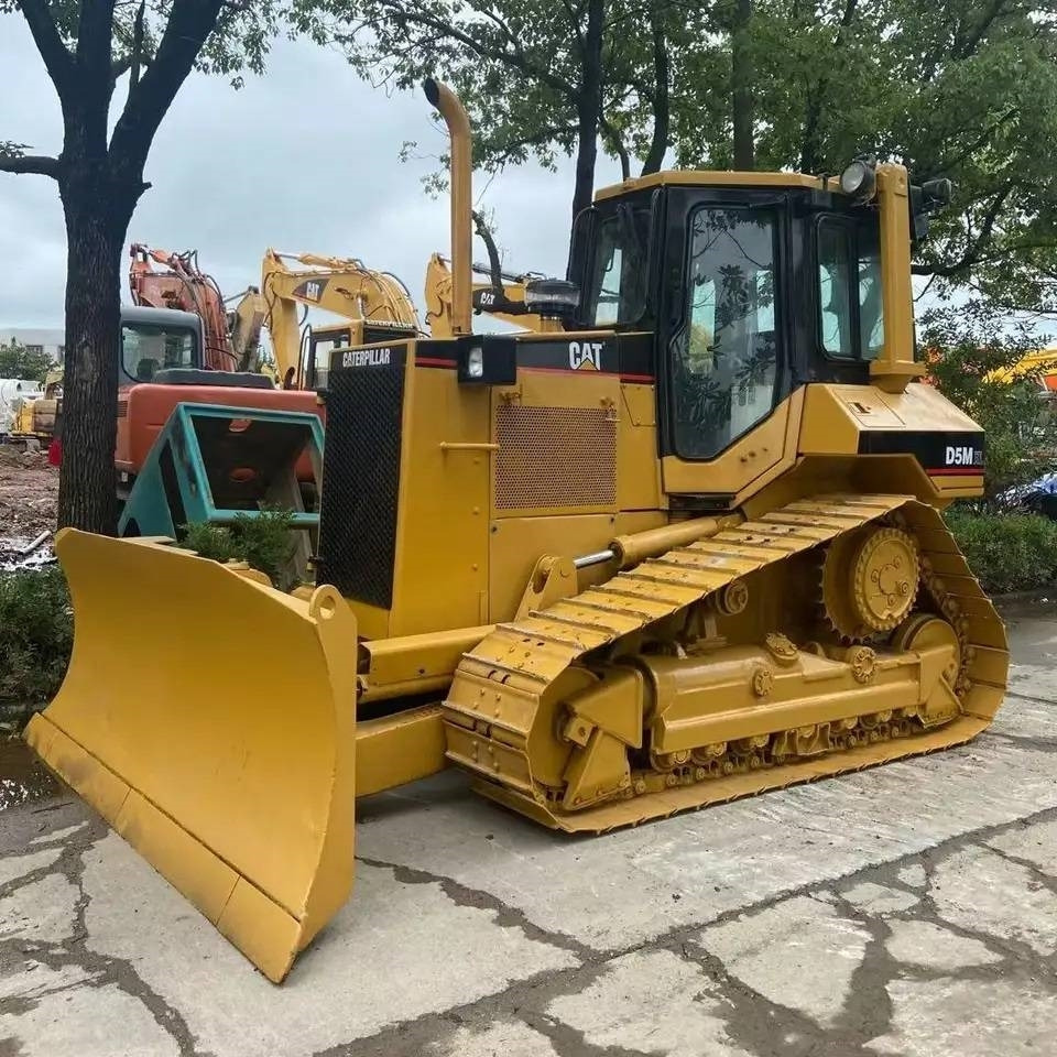 CAT D 5 M XL - Bulldozer: picture 1 CAT D 5 M XL - Bulldozer: picture 1