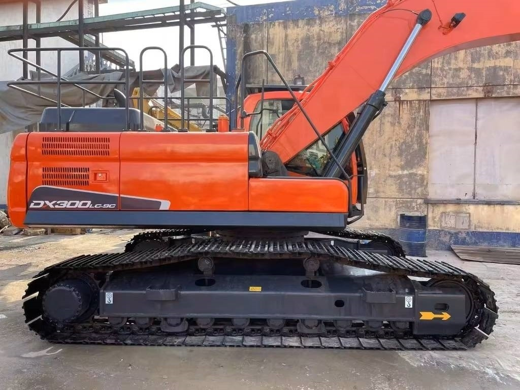 Doosan DX 300 LC - 9 C - Mini excavator: picture 5 Doosan DX 300 LC - 9 C - Mini excavator: picture 5