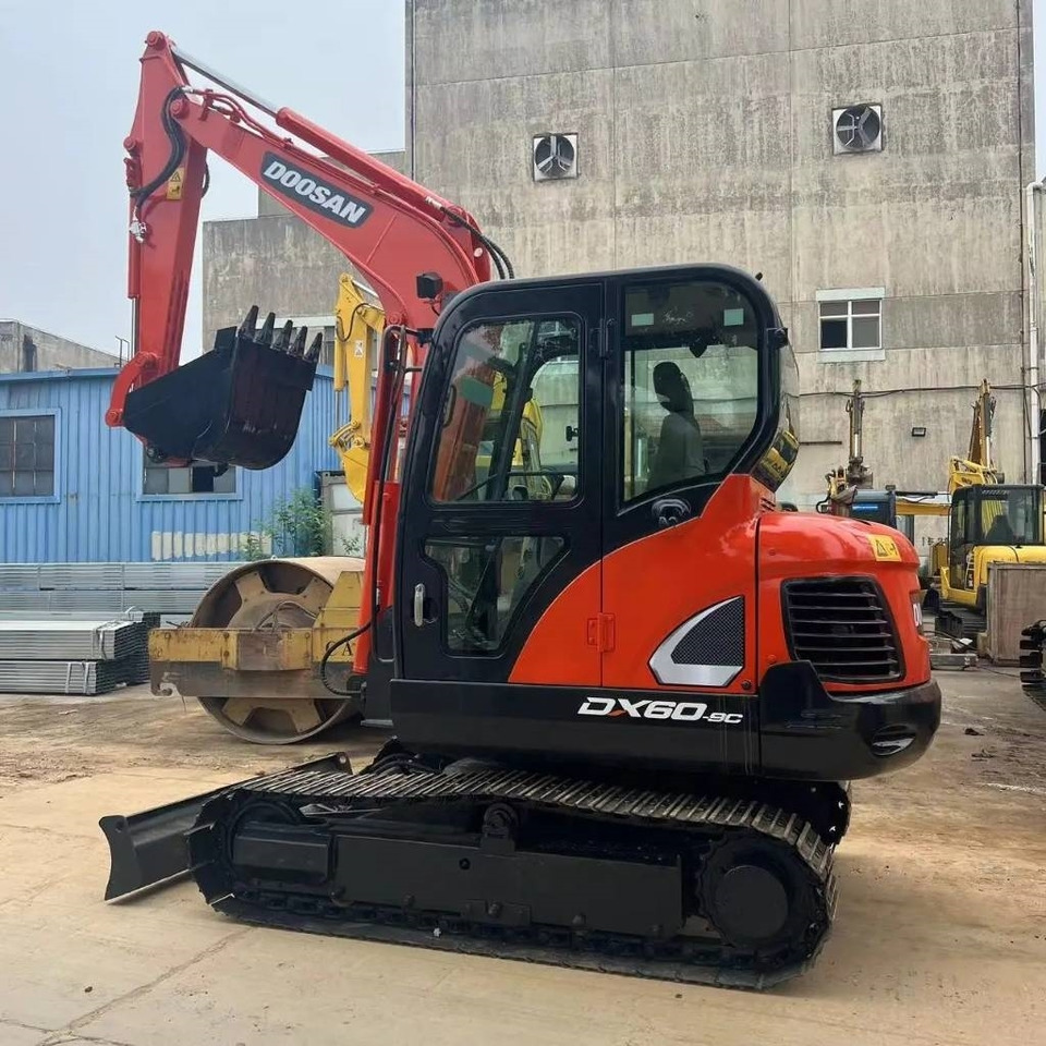 Doosan DX 60-9C - Mini excavator: picture 2 Doosan DX 60-9C - Mini excavator: picture 2