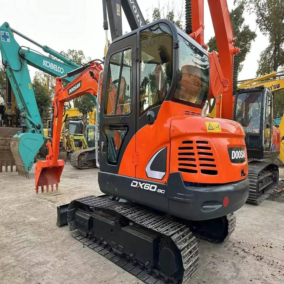 Doosan DX 60-9C - Mini excavator: picture 3 Doosan DX 60-9C - Mini excavator: picture 3