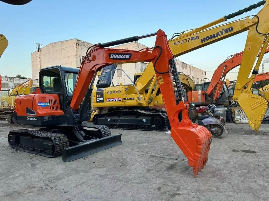 Doosan DX 60-9C - Mini excavator: picture 1 Doosan DX 60-9C - Mini excavator: picture 1