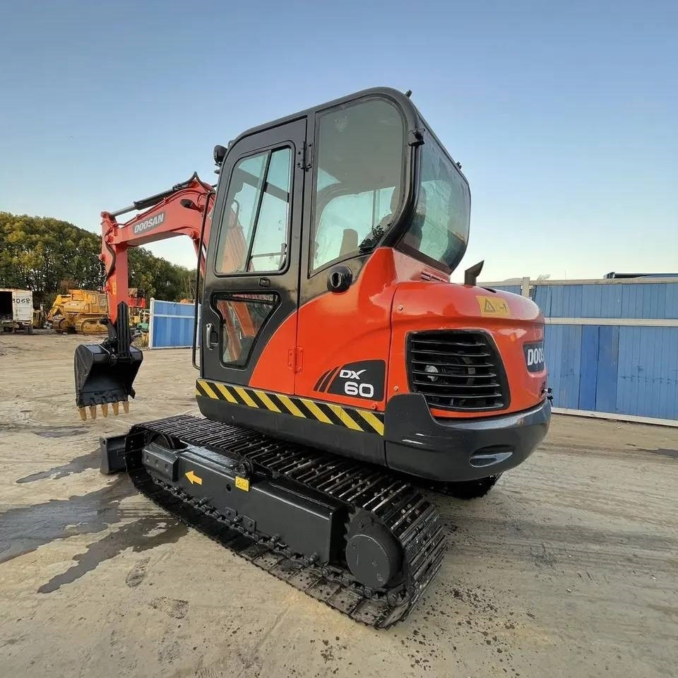 Doosan DX 60 - Mini excavator: picture 2 Doosan DX 60 - Mini excavator: picture 2