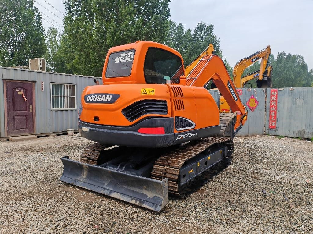 Doosan DX 75-9 C - Mini excavator: picture 3 Doosan DX 75-9 C - Mini excavator: picture 3