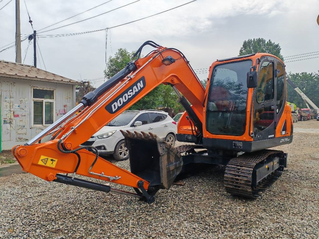 Doosan DX 75-9 C - Mini excavator: picture 1 Doosan DX 75-9 C - Mini excavator: picture 1