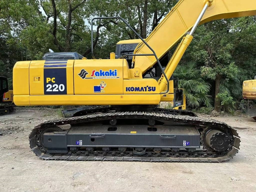 Komatsu PC 220-7 - Crawler excavator: picture 3 Komatsu PC 220-7 - Crawler excavator: picture 3