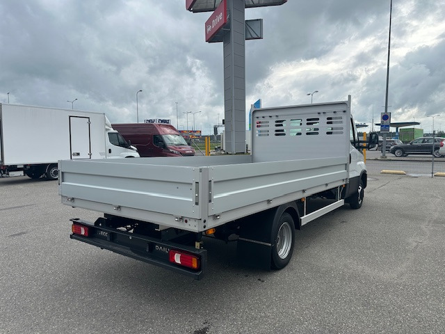 Iveco Daily 35C18H - Cab chassis truck: picture 4 Iveco Daily 35C18H - Cab chassis truck: picture 4