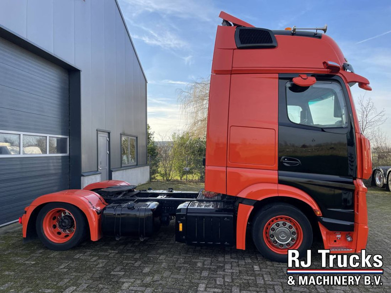 Mercedes-Benz ACTROS 1845 Gigaspace - SoloStar | MirrorCam | VOITH Retarder | NL Truck - Tractor unit: picture 4 Mercedes-Benz ACTROS 1845 Gigaspace - SoloStar | MirrorCam | VOITH Retarder | NL Truck - Tractor unit: picture 4