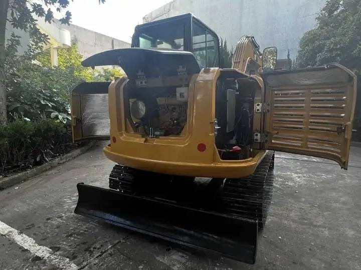 Mini excavator CAT 306E2: picture 15