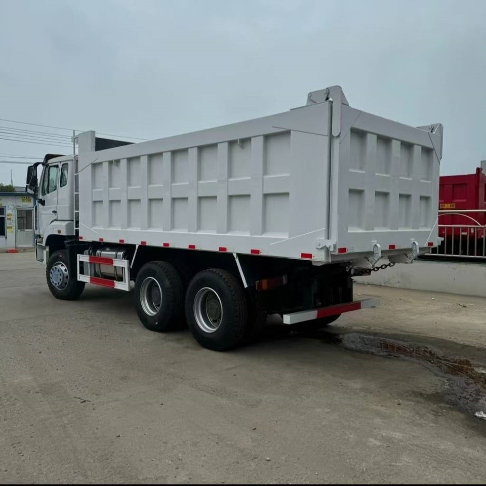 Tipper Howo 371 6x4: picture 6