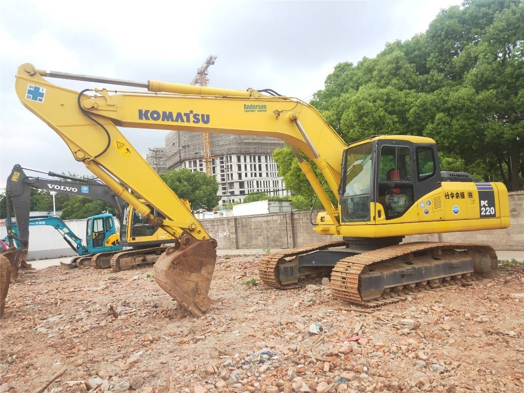 Komatsu PC220-7 - Crawler excavator: picture 4 Komatsu PC220-7 - Crawler excavator: picture 4