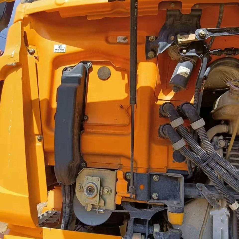 Shacman F3000 6x4 - Tipper: picture 3 Shacman F3000 6x4 - Tipper: picture 3