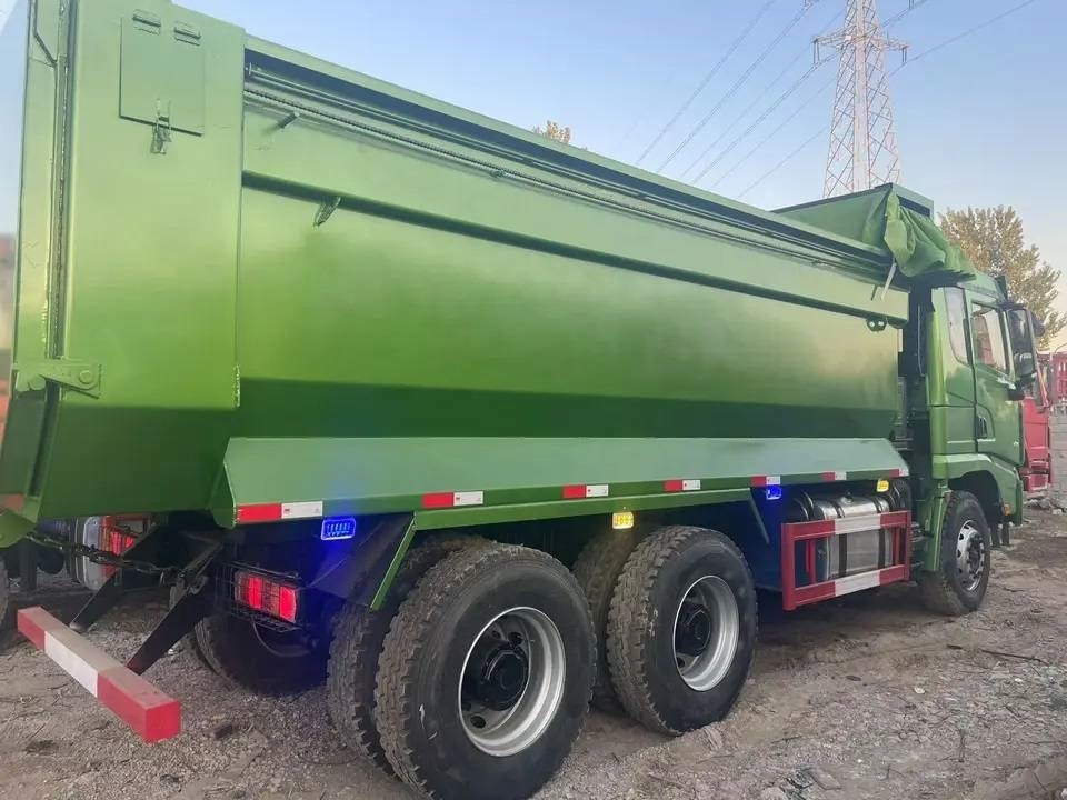 Shacman X3000 6x4 - Tipper: picture 5 Shacman X3000 6x4 - Tipper: picture 5