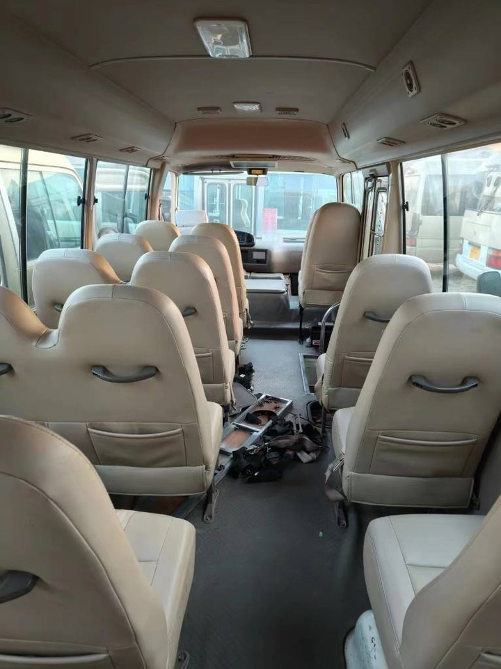 Toyota Coaster Bus - Minibus, Passenger van: picture 4 Toyota Coaster Bus - Minibus, Passenger van: picture 4