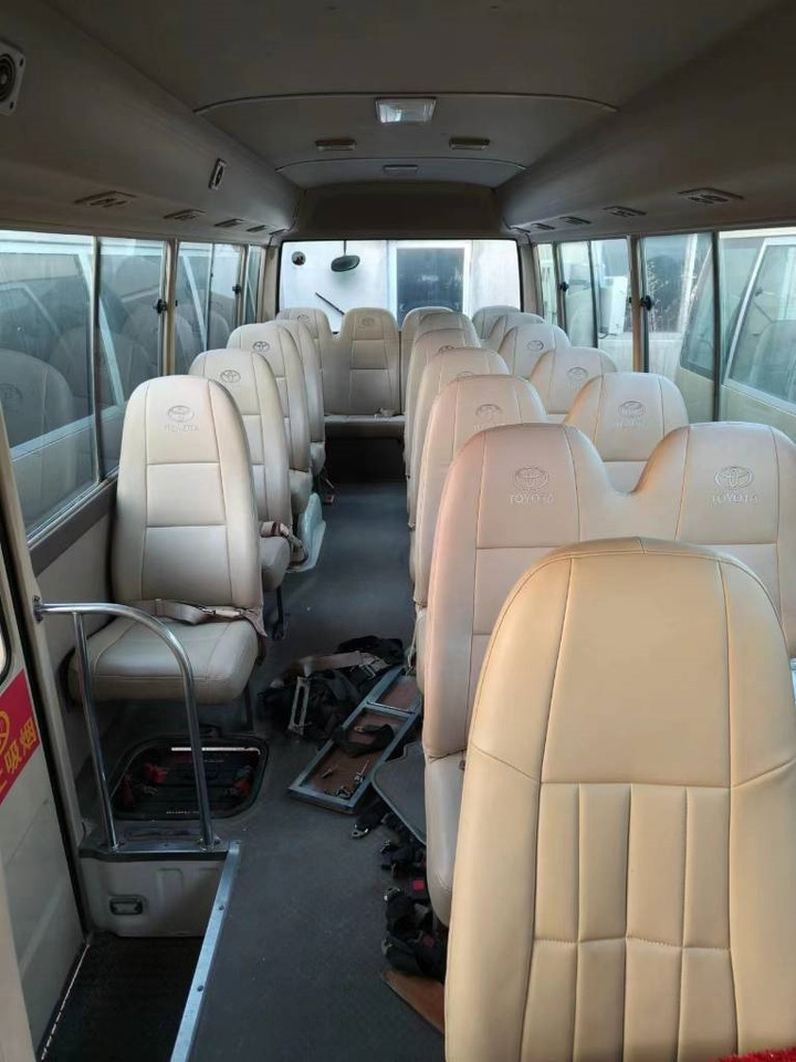 Toyota Coaster Bus - Minibus, Passenger van: picture 5 Toyota Coaster Bus - Minibus, Passenger van: picture 5